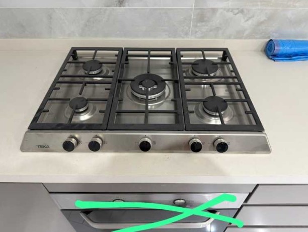 plaque-de-cuisson-encastrable-en-inox-de-la-marque-big-0