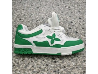 Chaussures Louis Vuitton LV en vente.