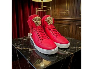 Chaussures montantes de luxe Versace.
