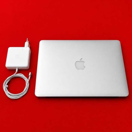 macbook-pro-i5-ram-8-disc-ssd-batterie-5h-big-0