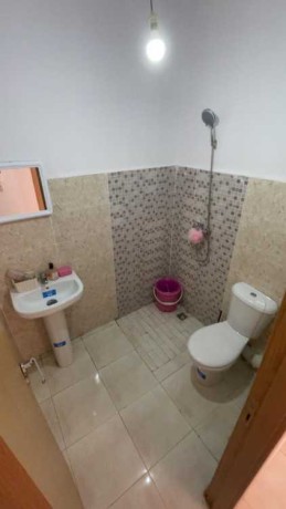 une-chambre-meublee-dans-un-appartement-equipe-big-0
