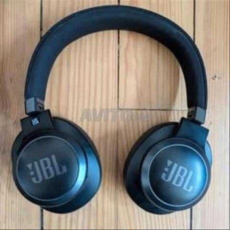 casque-bluetooth-jbl-big-0