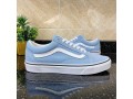 paire-de-vans-small-0