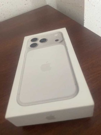 iphone-17-pro-neuf-big-0
