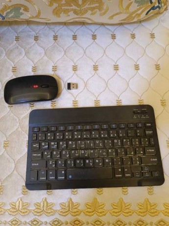 clavier-bluetooth-et-souris-bluetooth-big-0