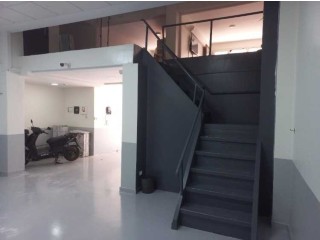 Beau Magasin de 350 m² à Beausejour CFC