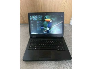 Dell i5 Ram 8 disc 256 SSD batterie 4h